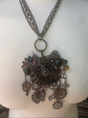 Handmade Steampunk Necklace with Gears, Clocks, and Keys – Vintage-Inspired